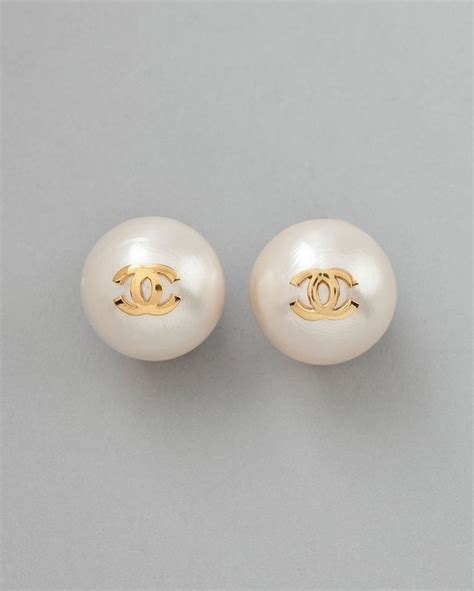 chanel key earring photos
